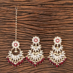 Indo Western Chand Earring Tikka With Gold Plating