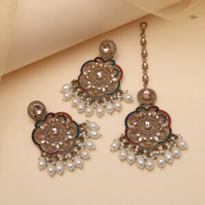 Multi Color Pakistani Kundan Earrings With Maang Tikka