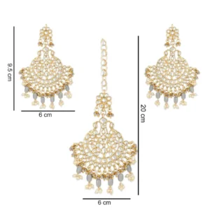 Kundan & Pearl Chandbali Earrings with Maang Tikka Set - Image 3