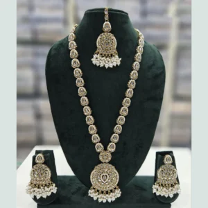Crystal stone and pearl mala set