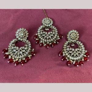 Kundan Stone And Pearls Dangler With Maangtikka Maroon